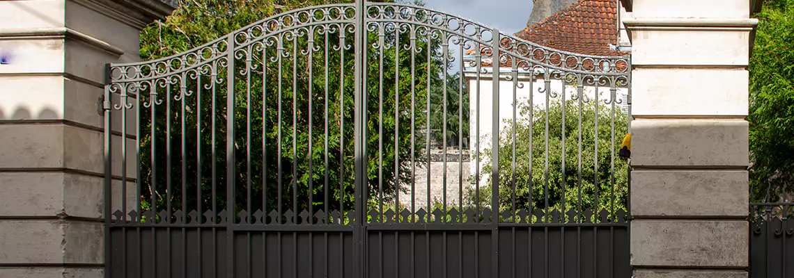 Wooden Swing Gate Repair in Freeport, IL